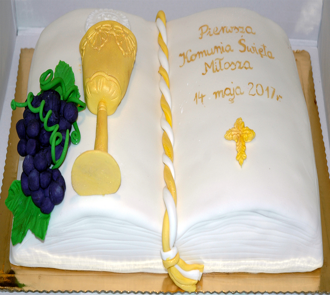 18_tort_komunijny_na_zamowienie_tort_ksiazka_tortykasipl