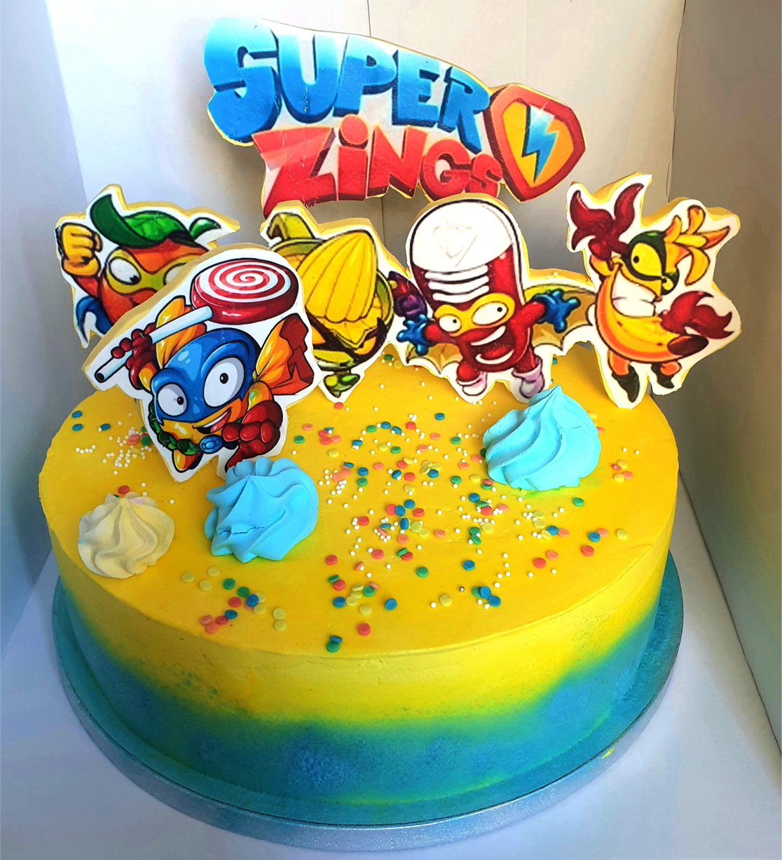 tort_bez_masy_na_zamowienie-dla_dziecka_super_zings_tortykasipl
