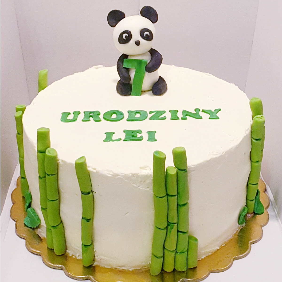 tort_dla_dziecka_na_zamowienie_torcik_z_panda_tortykasipl